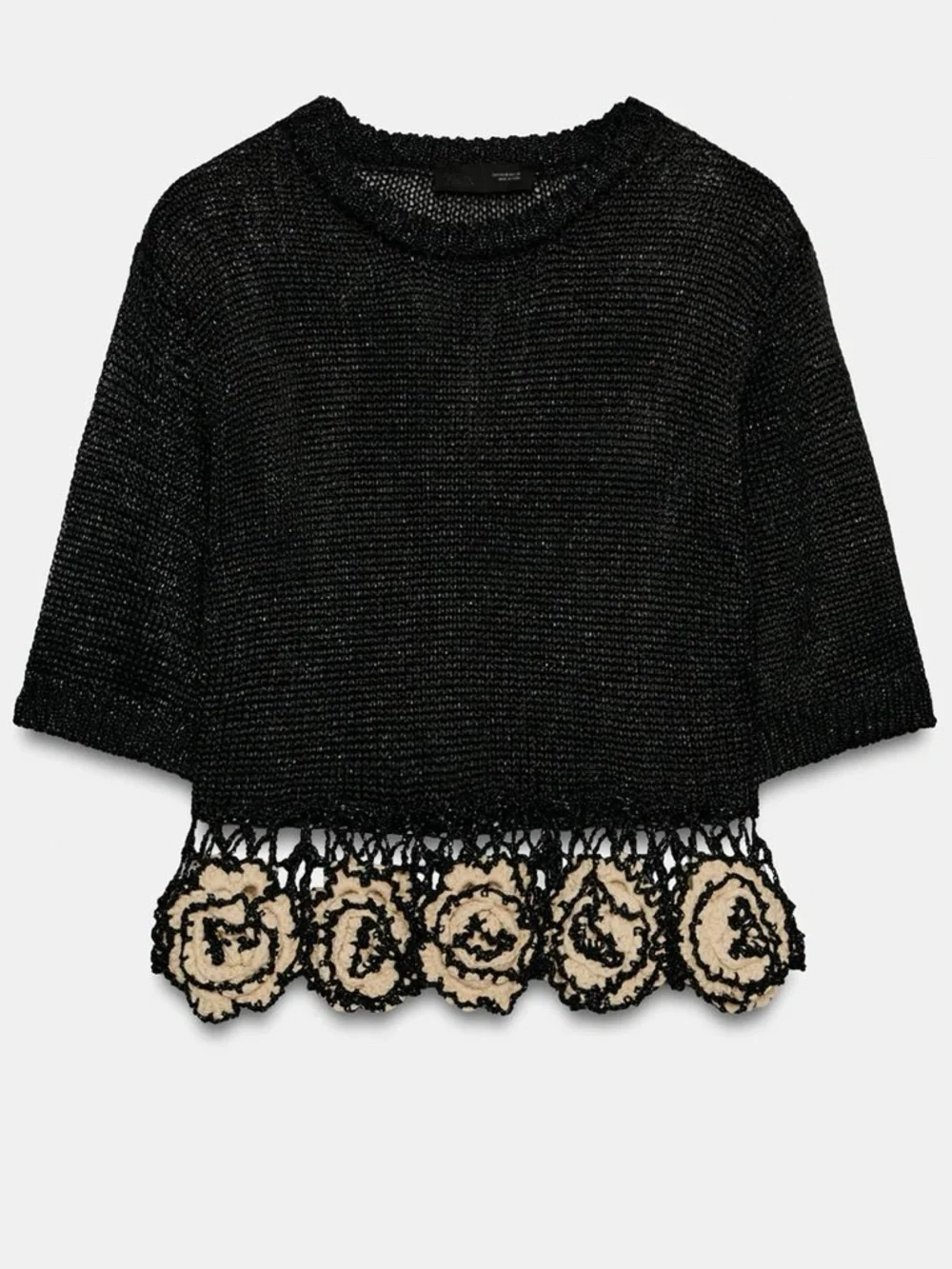 Zara round neck